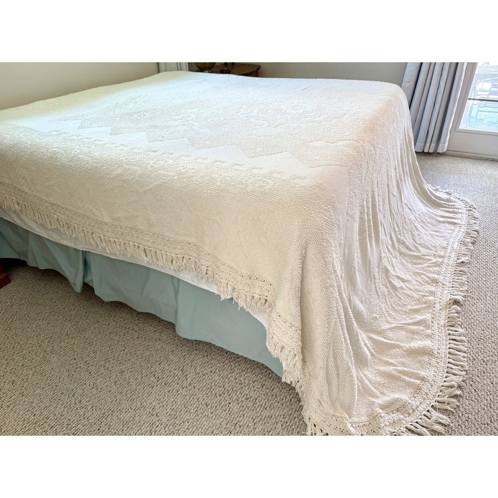 Vintage Maine Heritage Weavers Cream Off White Hobnail Coverlet Bedspread 120x96 - Picture 3 of 11